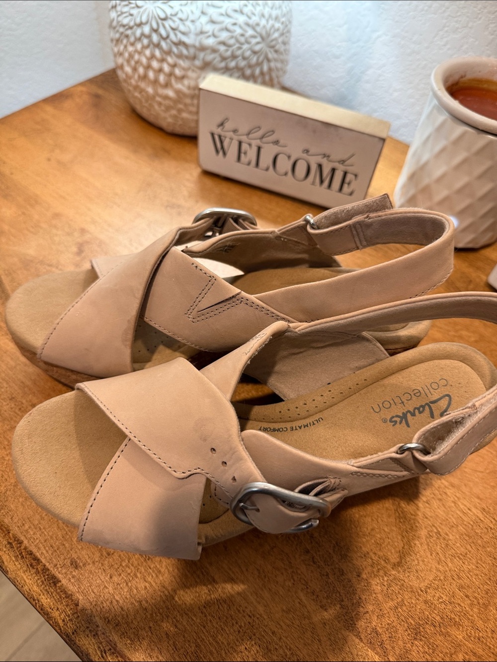Clarks Women's Nude/Tan Leather Slingback Sandals